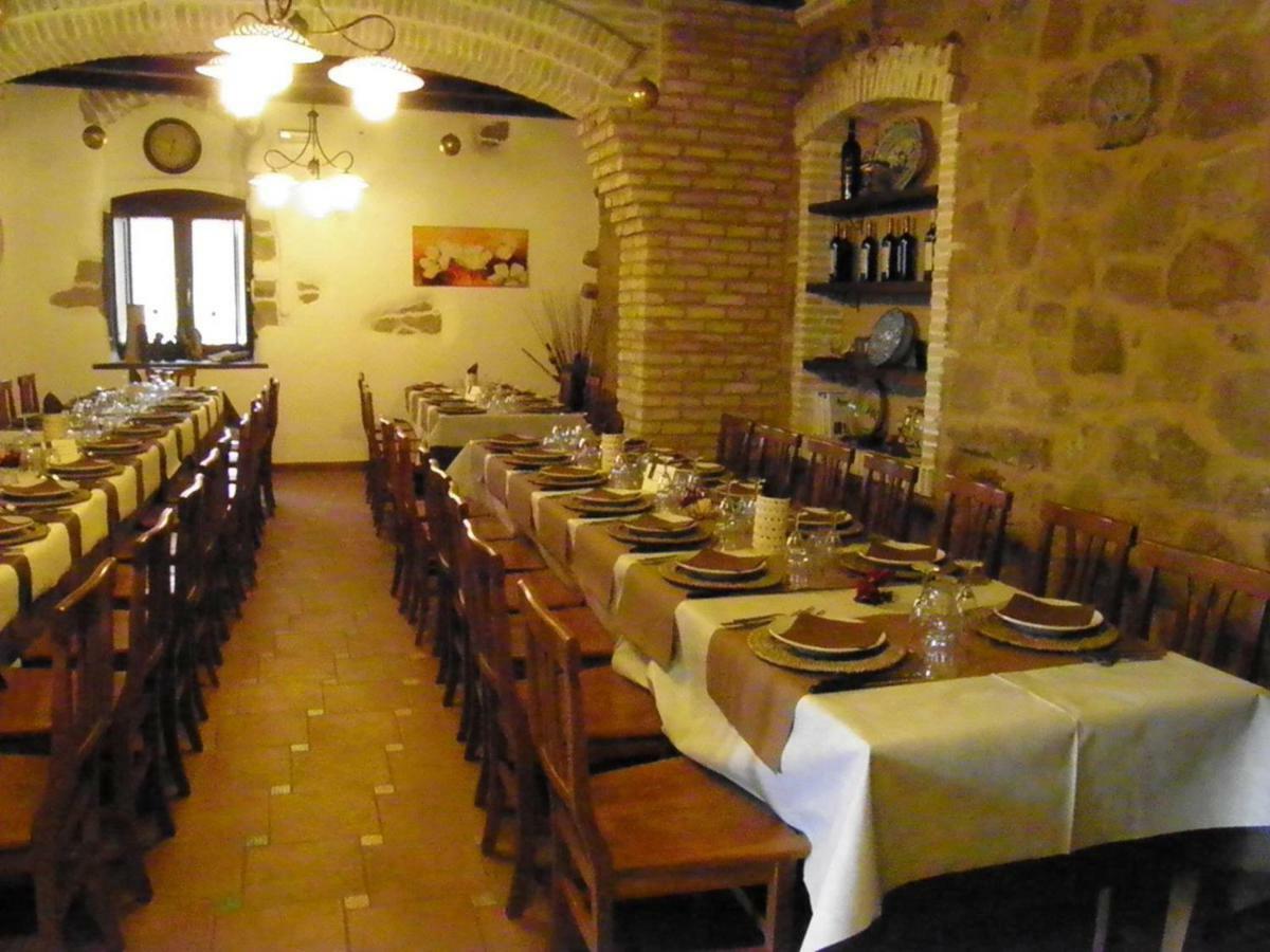 Sperone Agriturismo Villa Assoro Luaran gambar